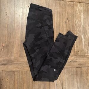 Black Camo Lululemon Wunder Train High-Rise Tight with Pockets 28"